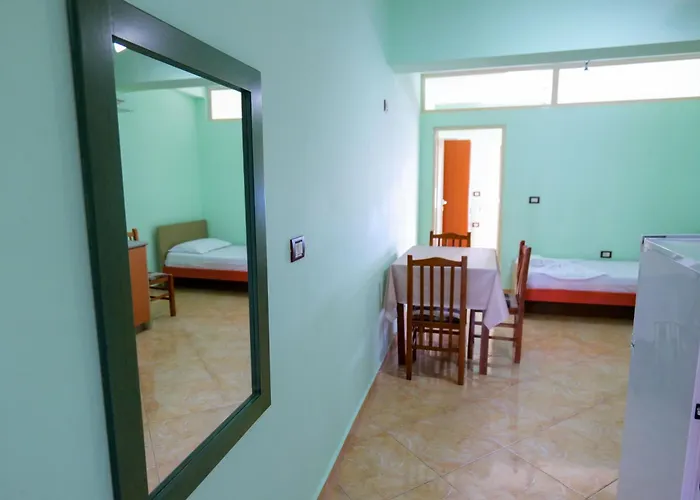 Rei Apartments
