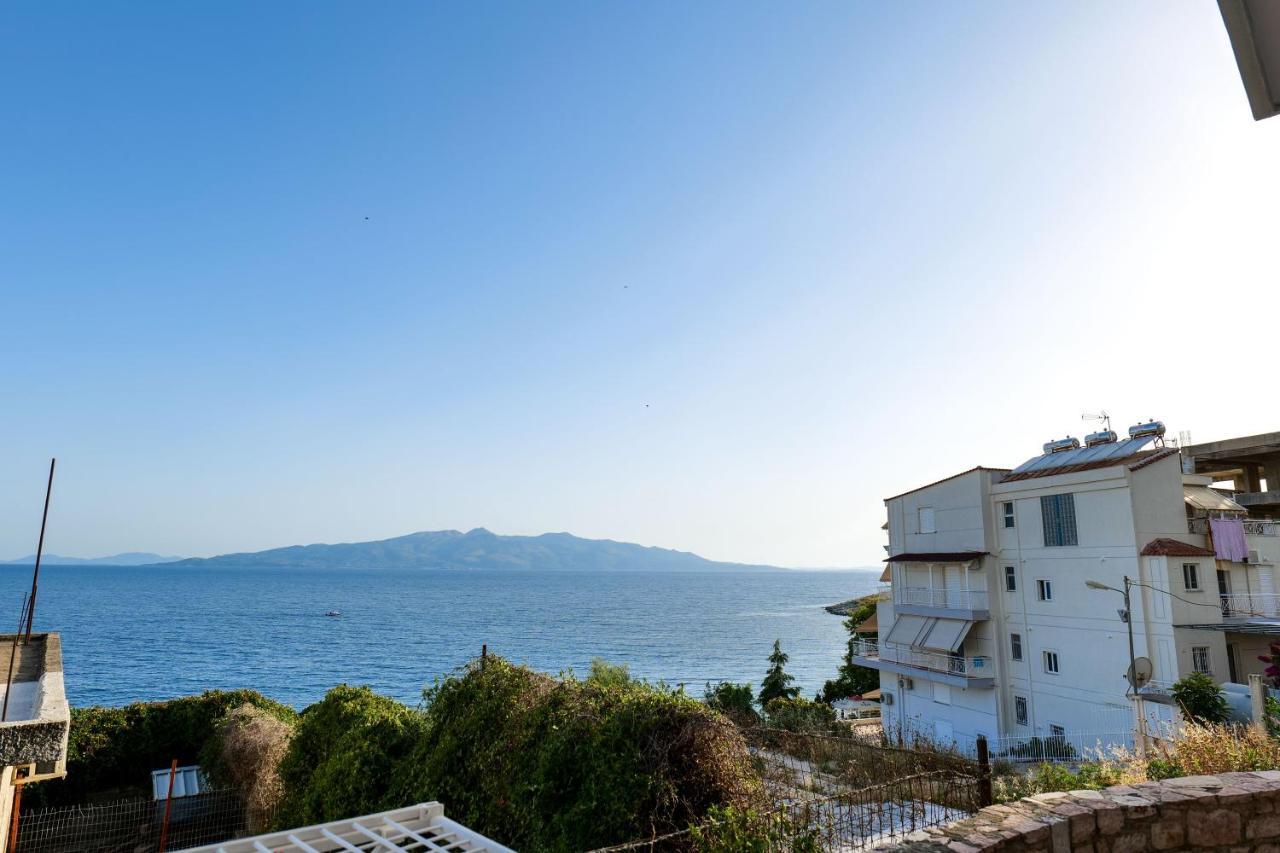 Rei * Sarandë